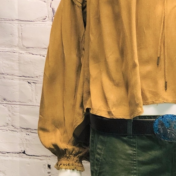 NEW FREE PEOPLE AUTHENTIC PEASANT STYLE FLOWY TOP. CAN BE WORN 2 WAYS - Picture 12 of 16